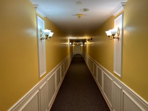 $1,600 | 746 Prescott Drive, Unit 205, Roselle, IL 60172