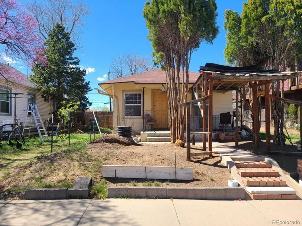 $270,000 | 3733 South Bannock Street, Englewood, CO 80110