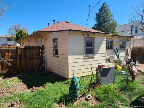 $270,000 | 3733 South Bannock Street, Englewood, CO 80110
