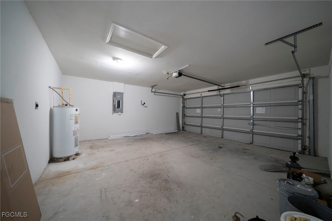 4306 11th Street Southwest Lehigh Acres, FL 33976 - Photo 15 of 17 a view of a garage