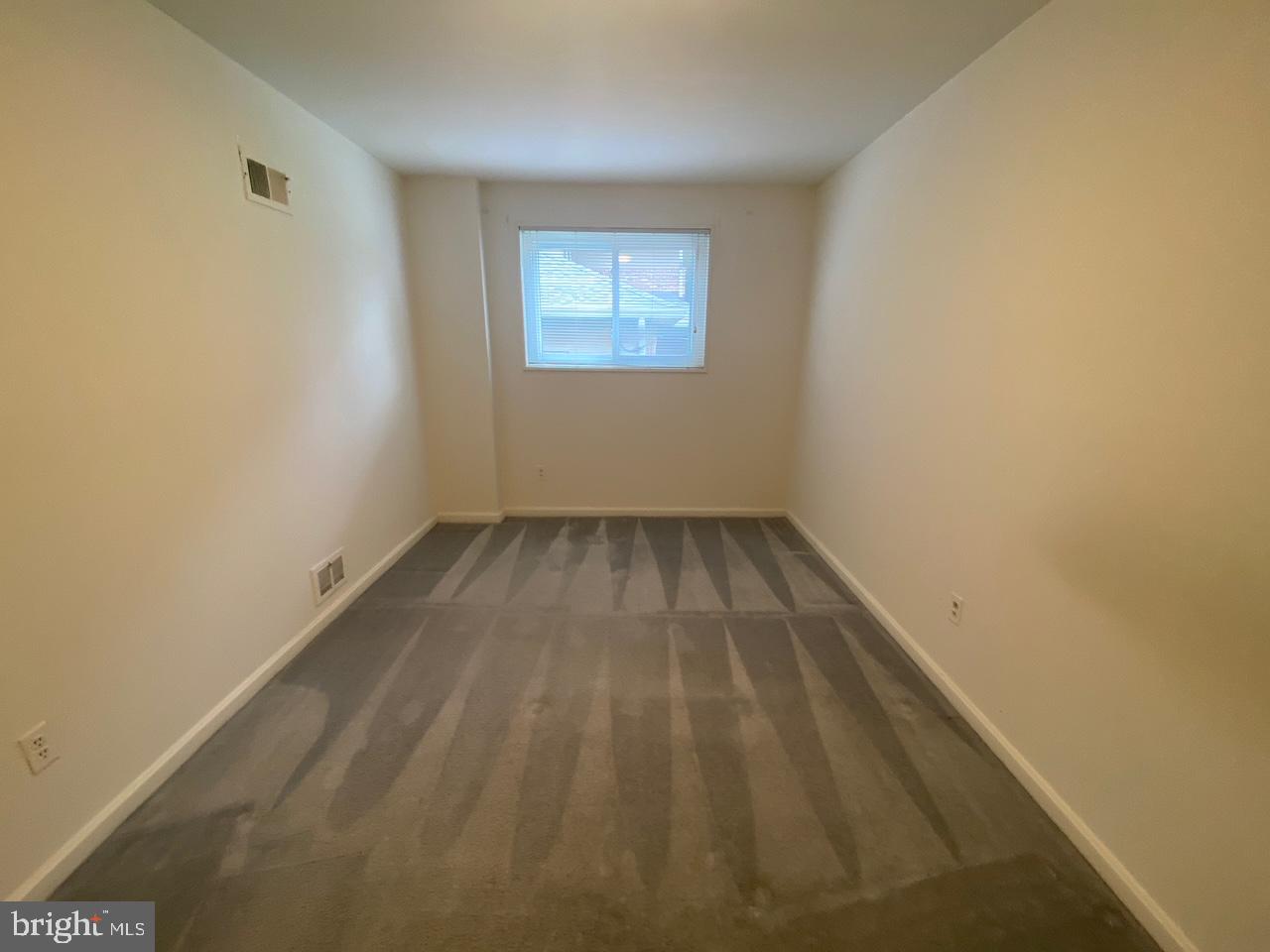6411 East Halbert Road Bethesda, MD 20817 - Photo 14 of 20 Bedroom