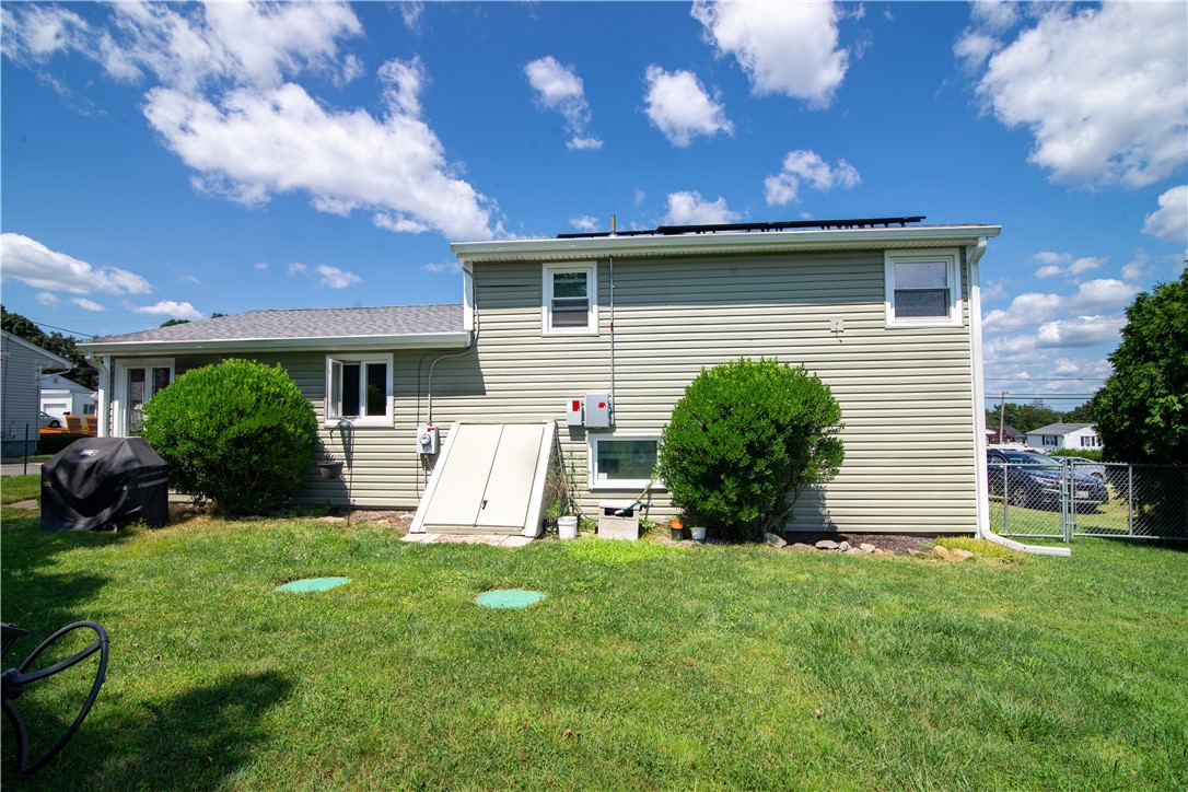 153 Beardsworth Road Tiverton, RI 02878 - Photo 27 of 28