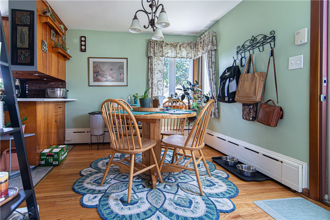 153 Beardsworth Road Tiverton, RI 02878 - Photo 4 of 28