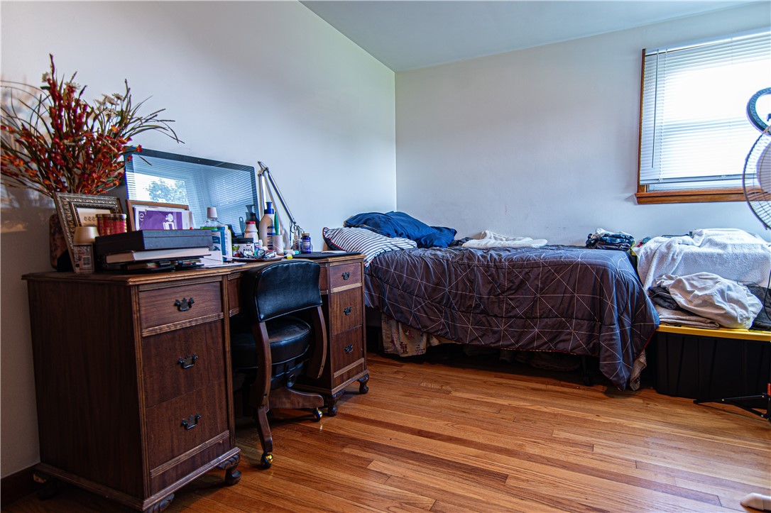 153 Beardsworth Road Tiverton, RI 02878 - Photo 6 of 28