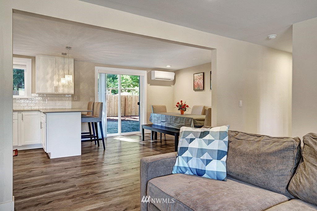11225 Southeast 22nd Street Renton, WA 98055 - Photo 9 of 28 a living room with furniture and a large window