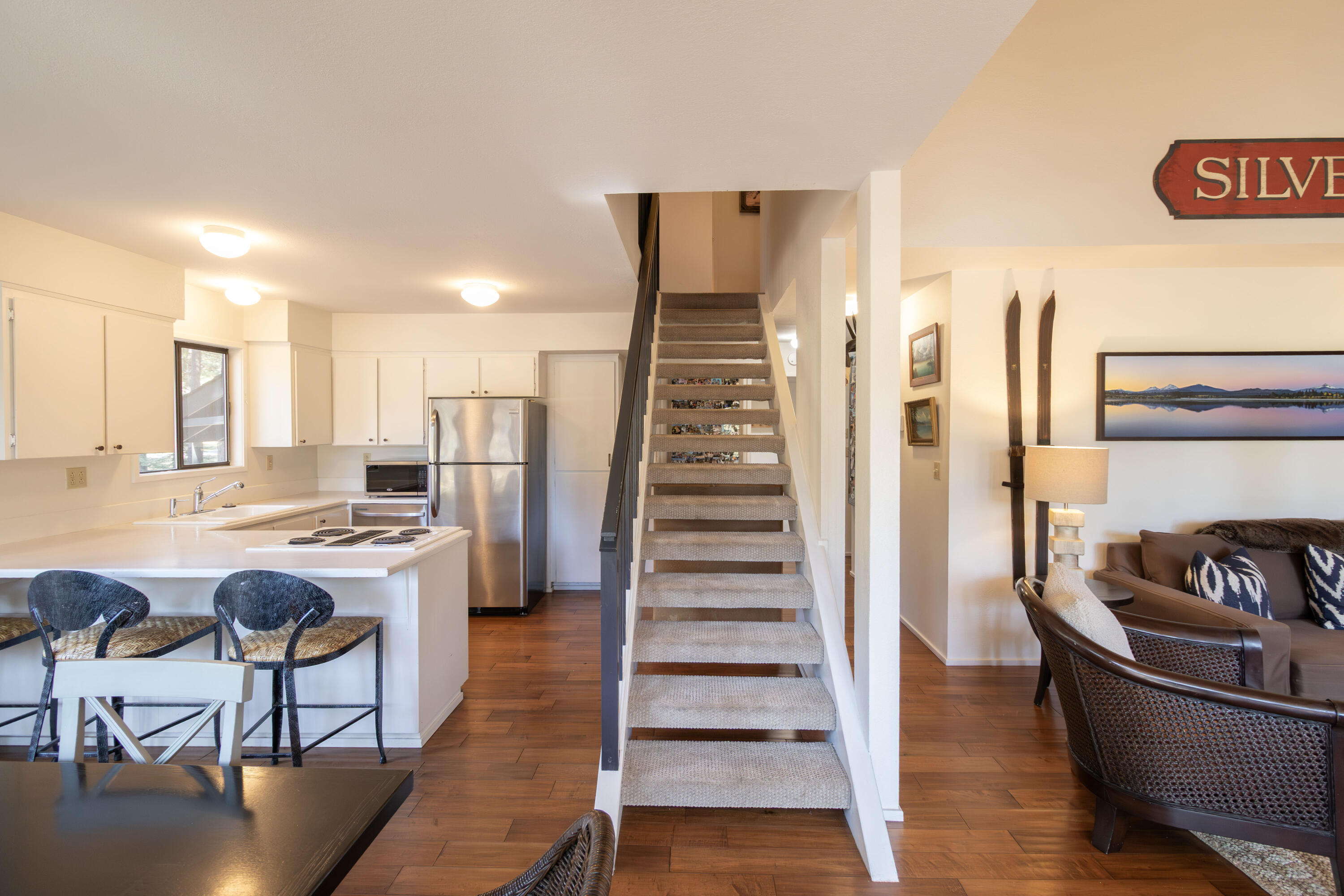 71085 Bracken Lane, Unit GH #93 Black Butte Ranch, OR 97759 - Photo 11 of 28