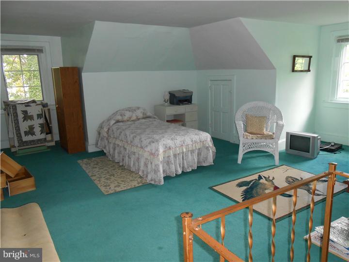 767 Lawrence Road Lawrenceville, NJ 08648 - Photo 13 of 22