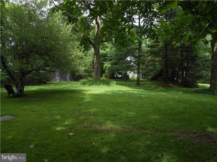 767 Lawrence Road Lawrenceville, NJ 08648 - Photo 21 of 22