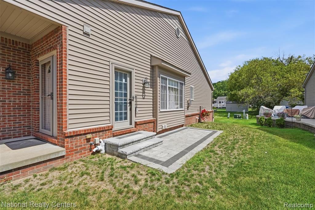 809 Chelsea Ridge Court Howell, MI 48843 - Photo 25 of 28 Gallery Image 25