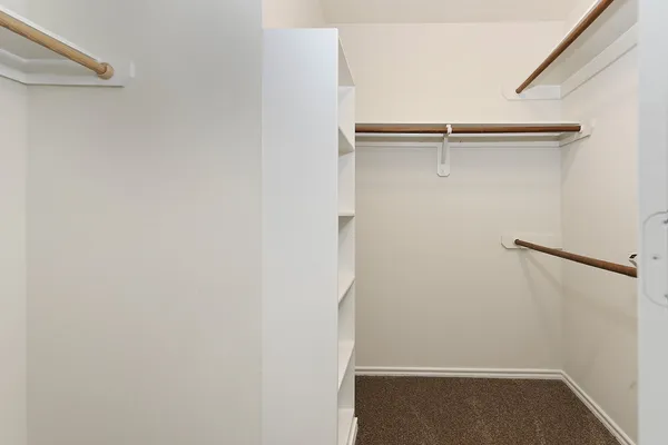 $2,100 | 102 Blue Creek Place, The Woodlands, TX 77382