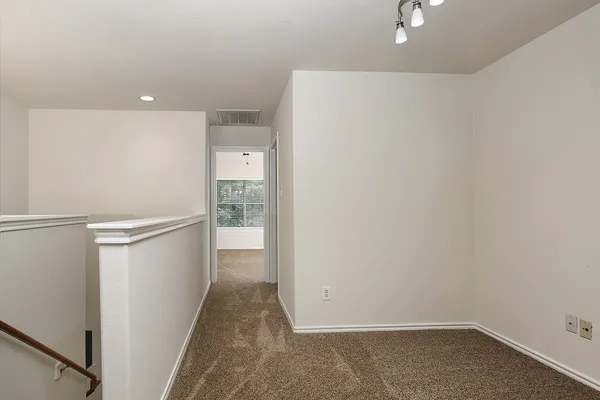 $2,100 | 102 Blue Creek Place, The Woodlands, TX 77382