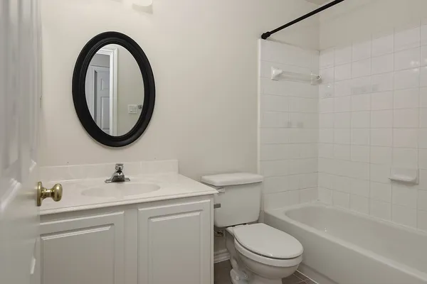 $2,100 | 102 Blue Creek Place, The Woodlands, TX 77382