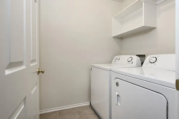 $2,100 | 102 Blue Creek Place, The Woodlands, TX 77382