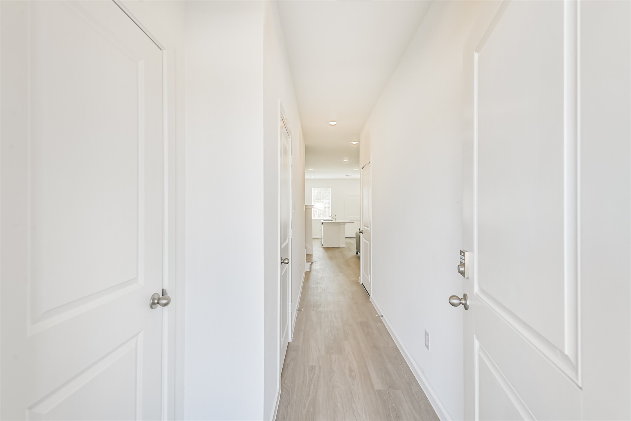 819 Sweet Jubilee Lane Houston, TX 77090 - Photo 3 of 25 a view of a bathroom from the hallway