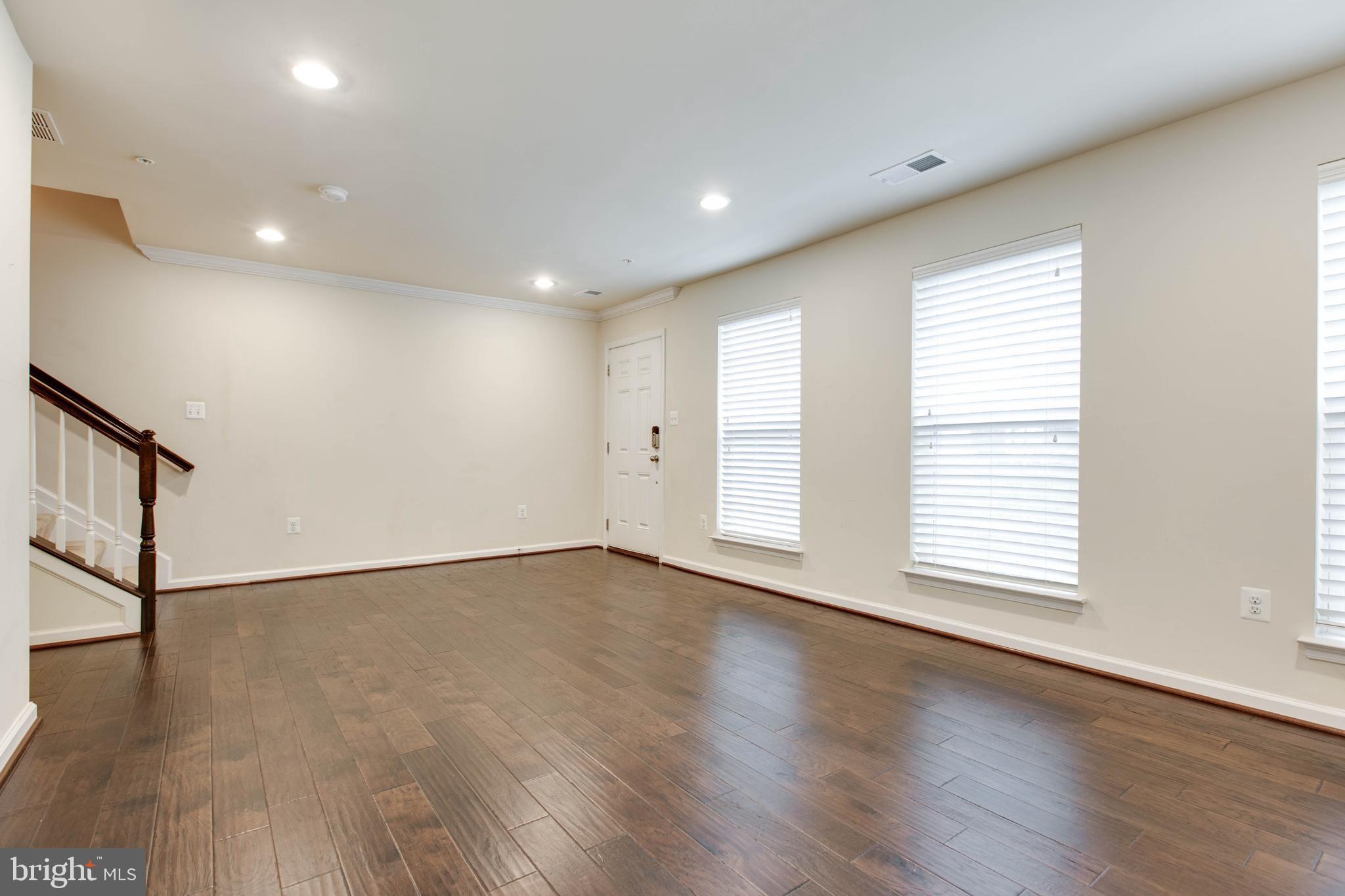 7048 Foxton Way Hanover, MD 21076 - Photo 6 of 52