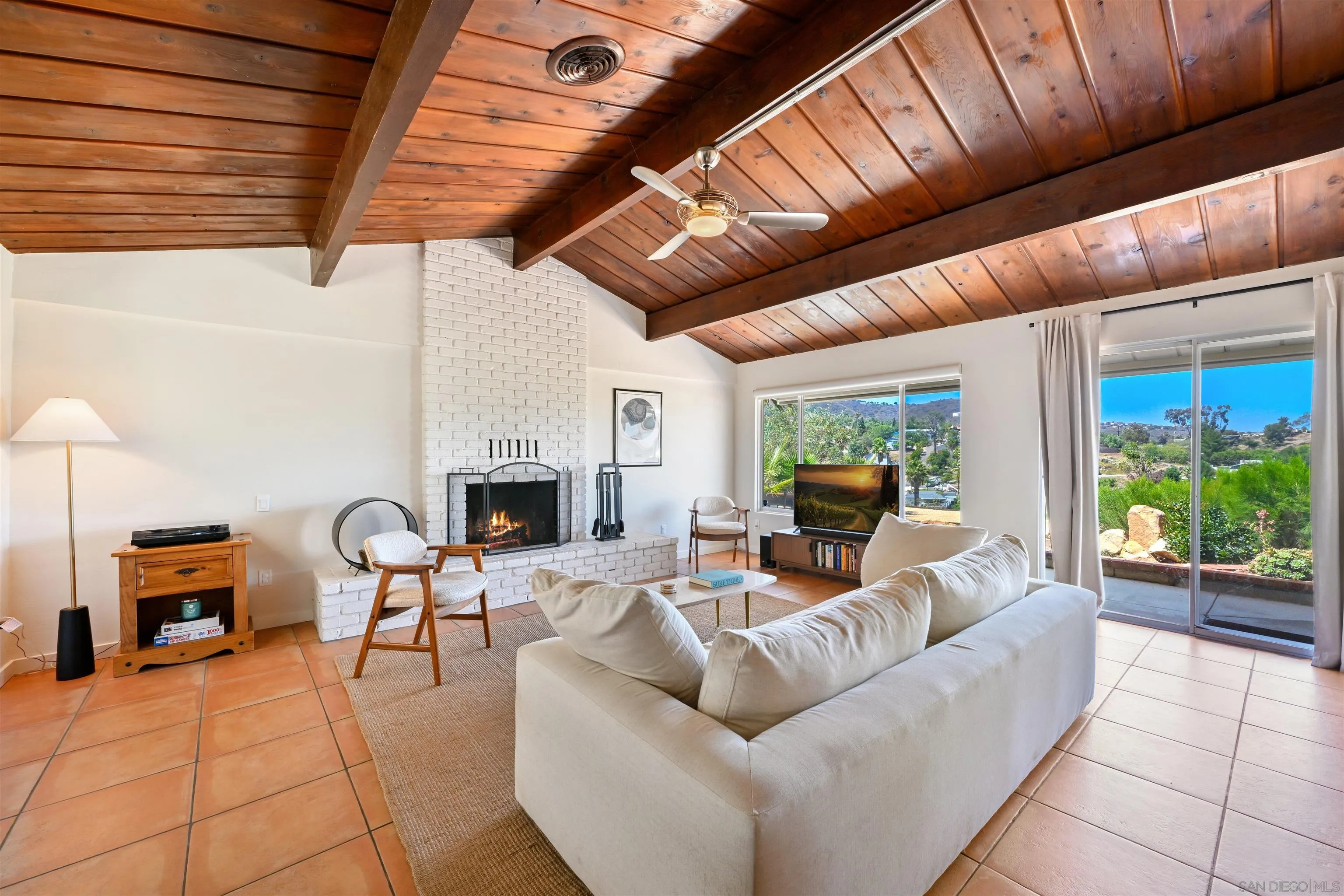 9268 Hightop Terrace Lakeside, CA 92040 - Photo 5 of 35