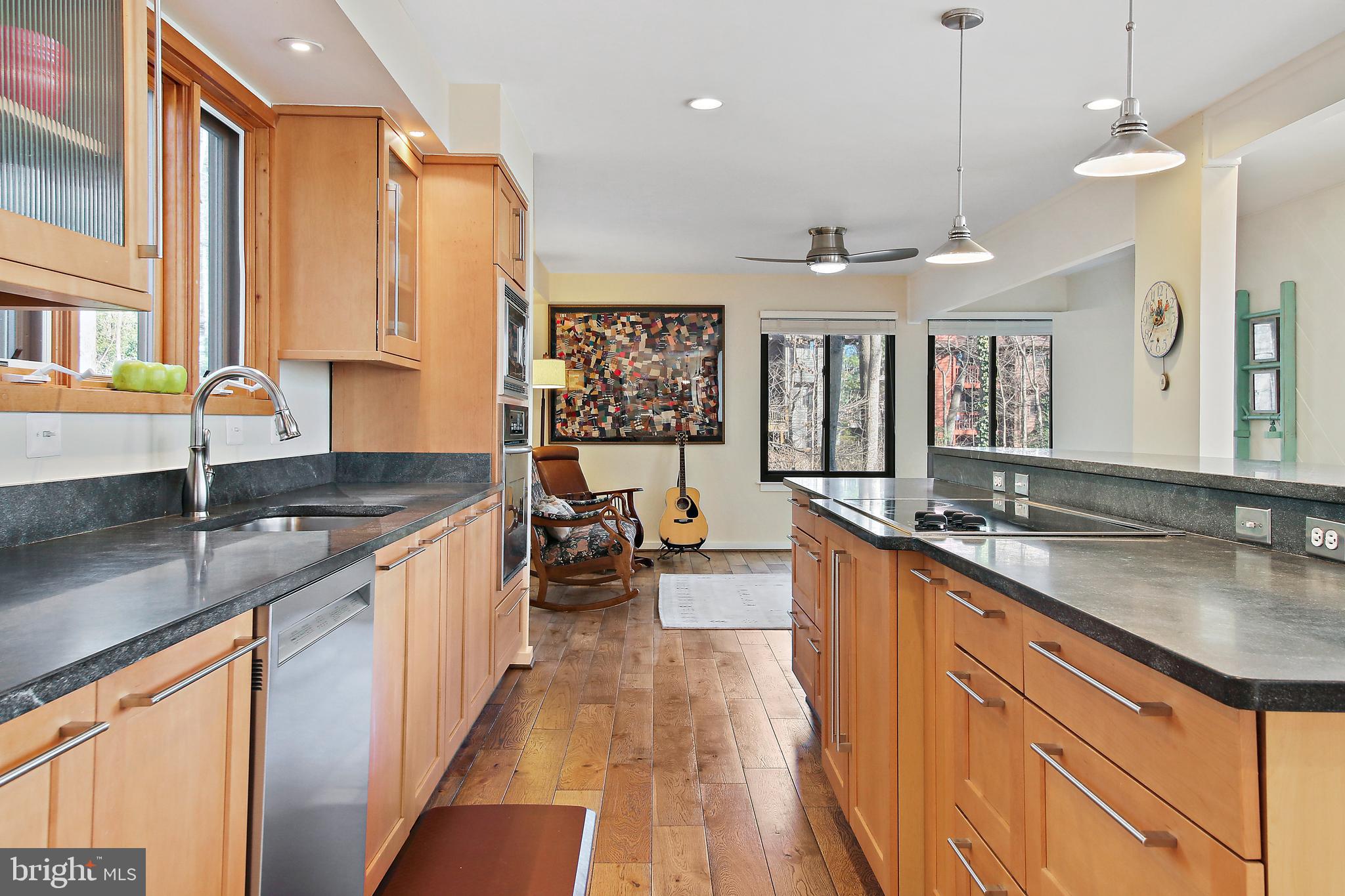 2003 Upper Lake Drive Reston, VA 20191 - Photo 12 of 89 Great cabinet space.
