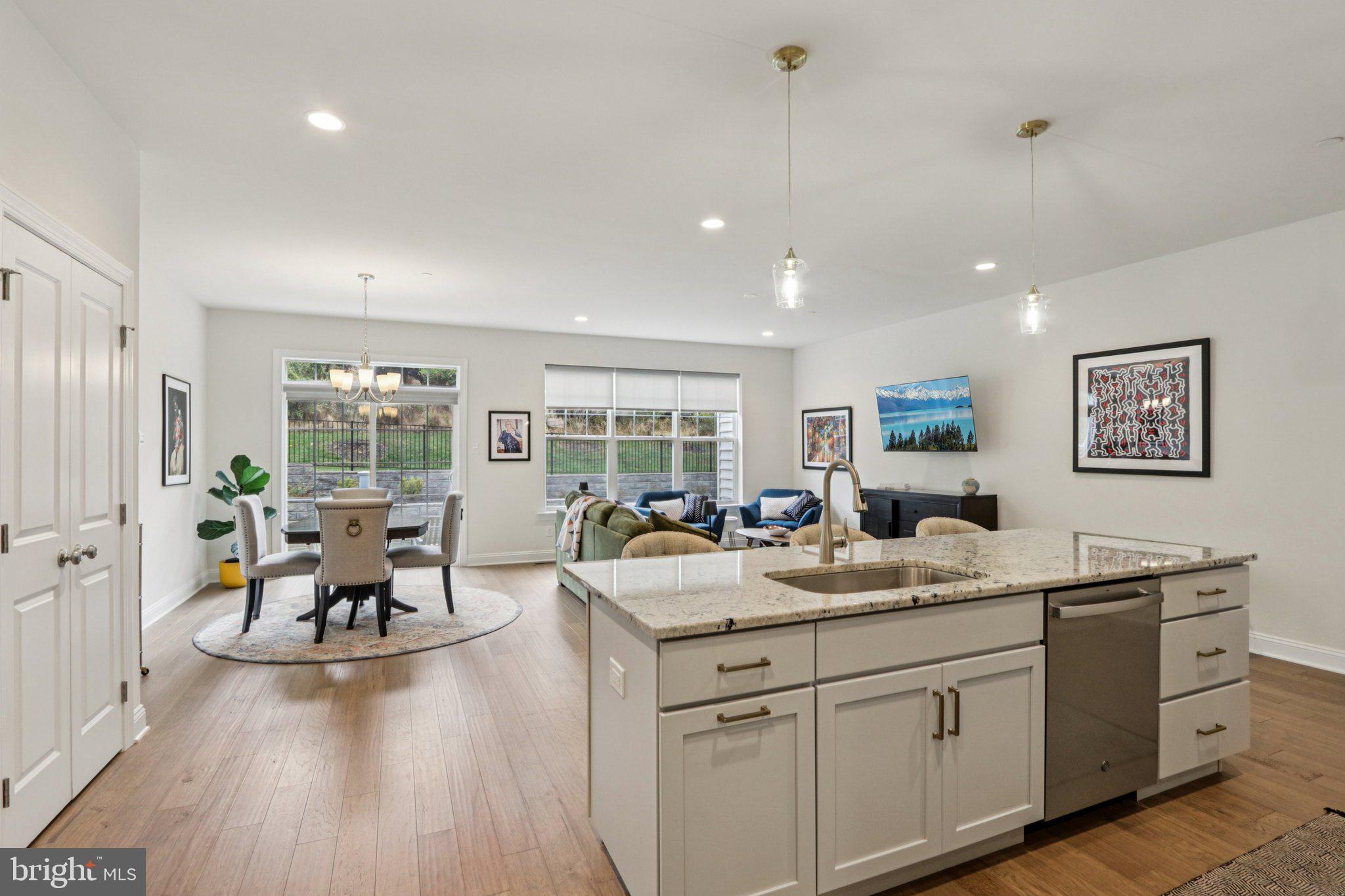 52 Juliet Lane Newtown Square, PA 19073 - Photo 2 of 47