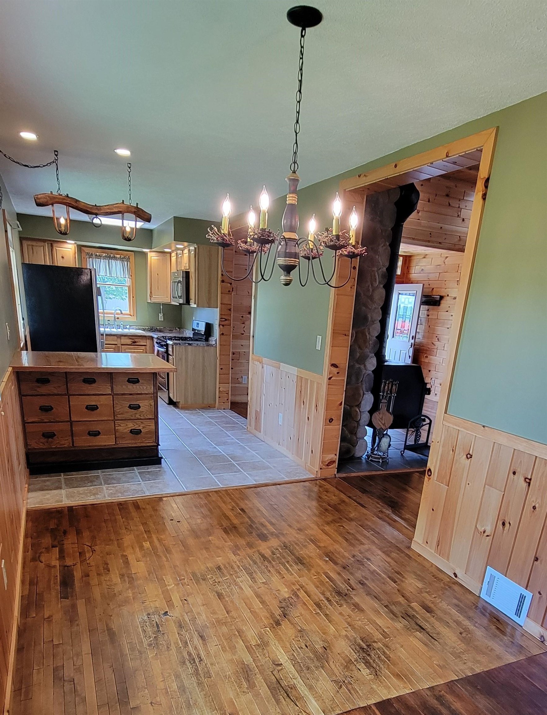 495 Kent Road Beaverton, MI 48612 - Photo 9 of 36