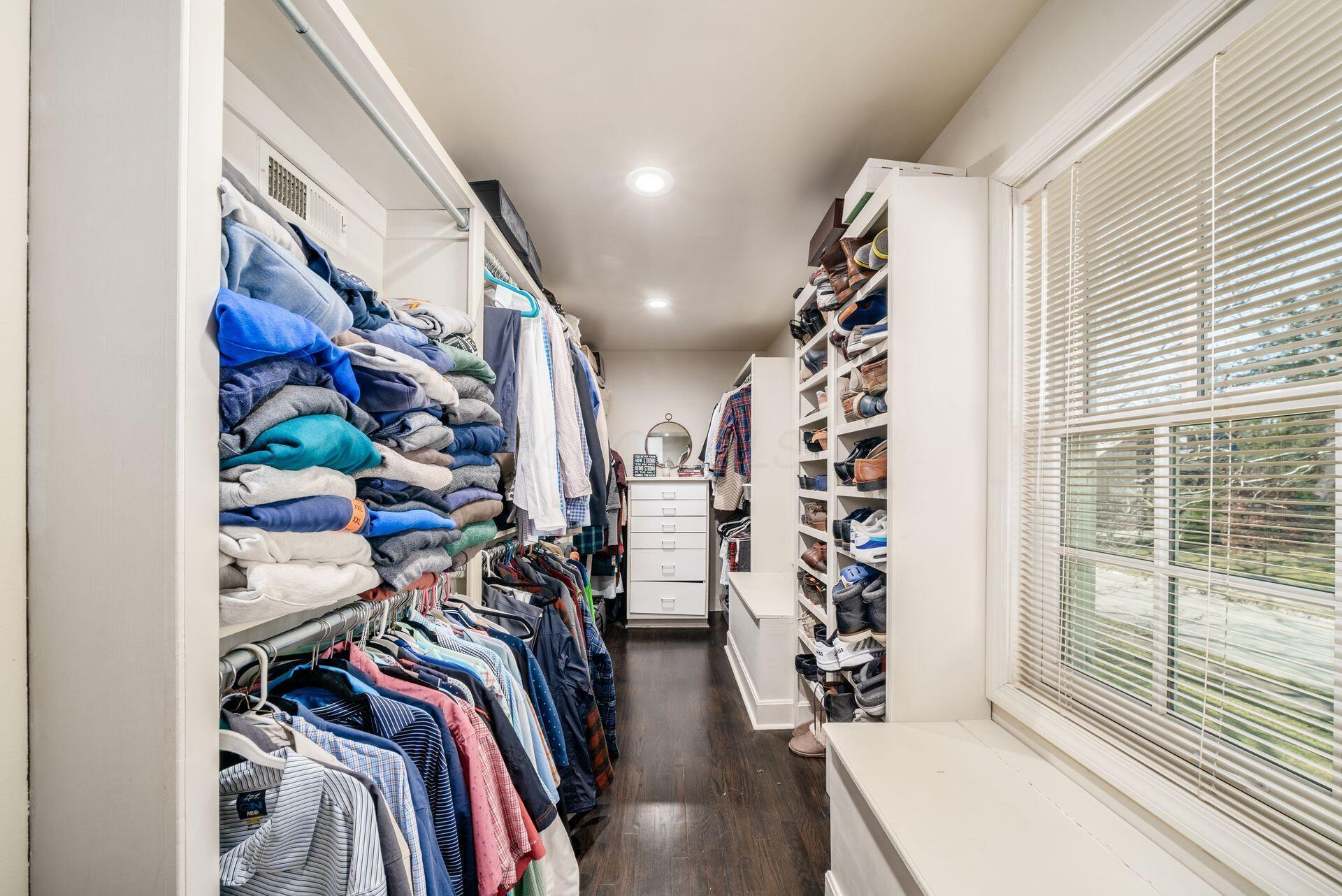 250 Ashbourne Road Bexley, OH 43209 - Photo 39 of 73 Primary Closet