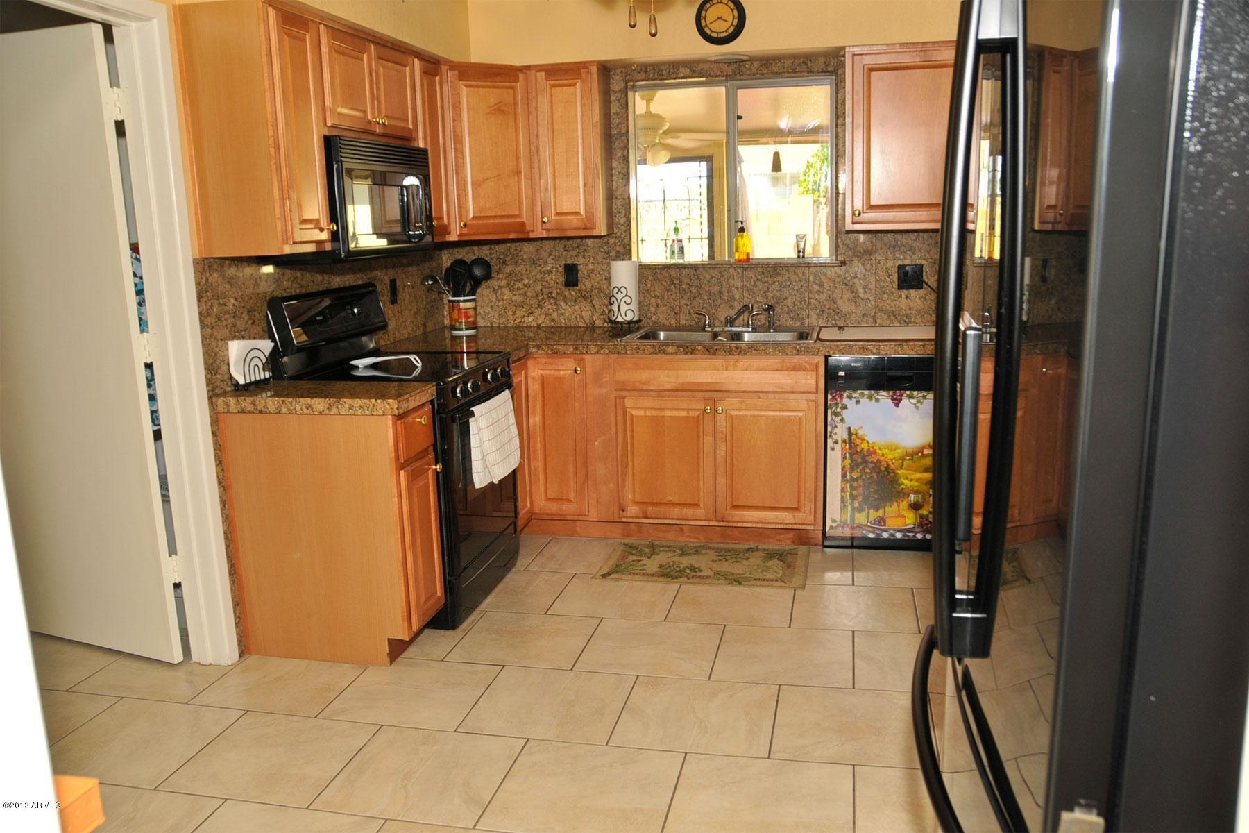 6342 East Adobe Road Mesa, AZ 85205 - Photo 7 of 31 1007_Kitchen-1_RLW9729