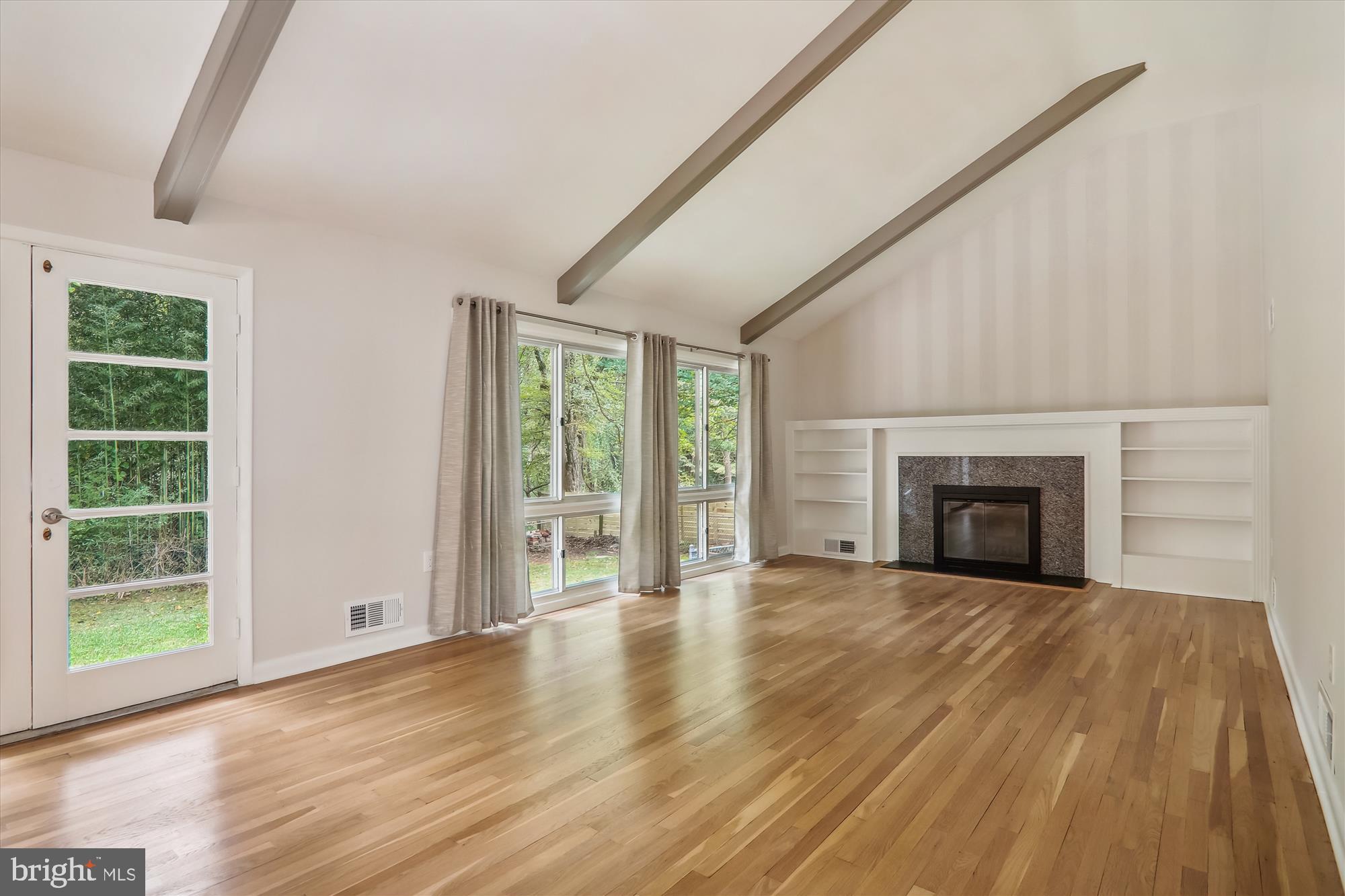 1507 Ladd Street Silver Spring, MD 20902 - Photo 6 of 62 Living Room