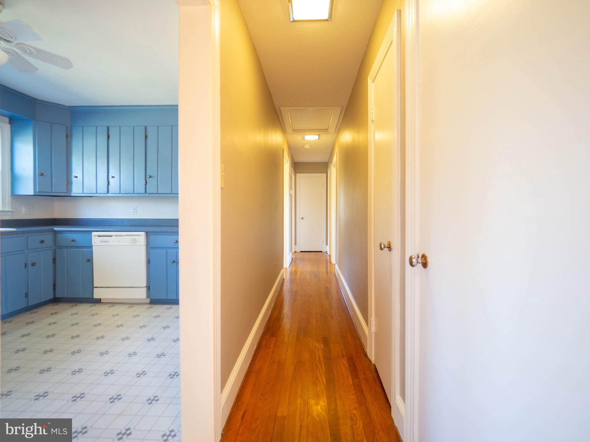 12361 Metlock Road Culpeper, VA 22701 - Photo 8 of 14 Hall