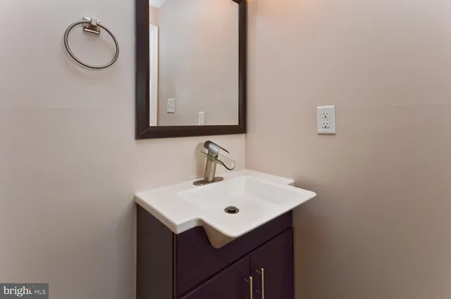 $2,700 | 11430 Horse Soldier Place, Beltsville, MD 20705