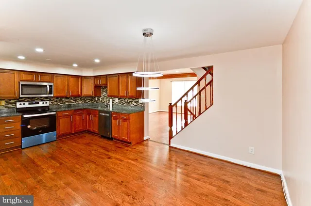 $2,700 | 11430 Horse Soldier Place, Beltsville, MD 20705