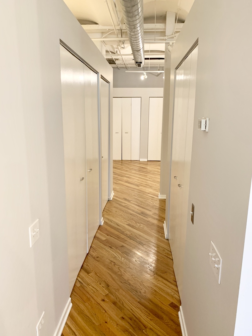 500 South Clinton Street, Unit 540 Chicago, IL 60607 - Photo 10 of 13