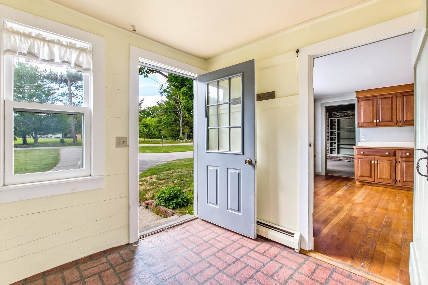 236 Little Sunapee Road New London, NH 03257 - Photo 13 of 28 Gallery Image 13