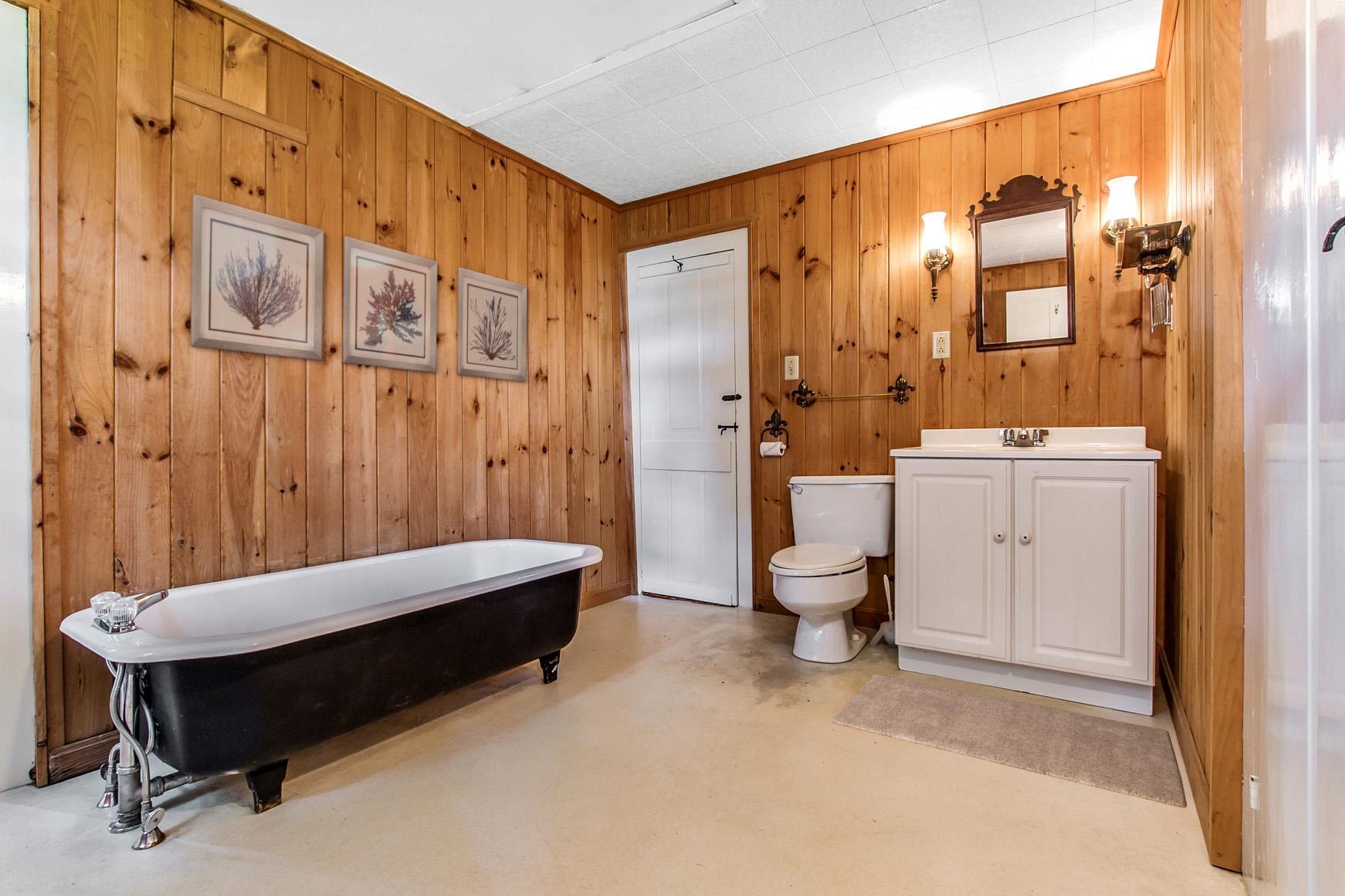 236 Little Sunapee Road New London, NH 03257 - Photo 19 of 28 Gallery Image 19
