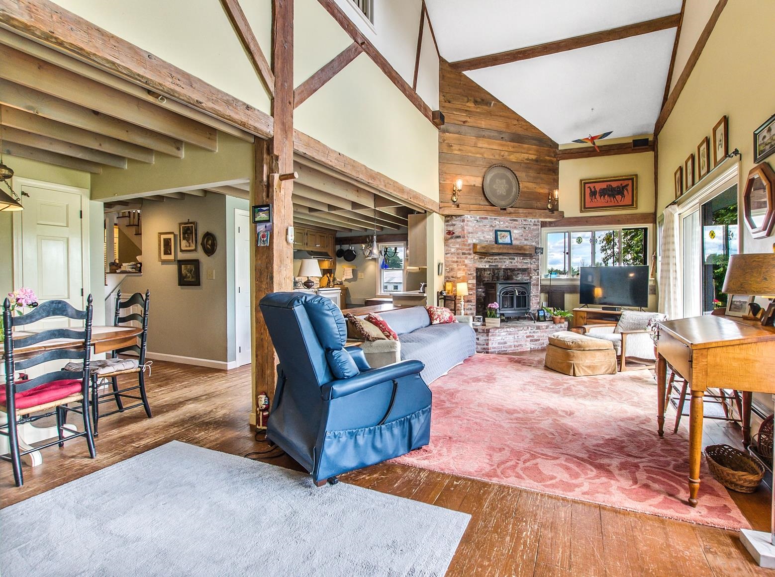 236 Little Sunapee Road New London, NH 03257 - Photo 8 of 28 Gallery Image 8
