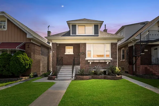 $379,900 | 3141 54th Court, Cicero, IL 60804