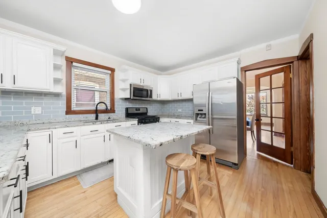 $379,900 | 3141 54th Court, Cicero, IL 60804