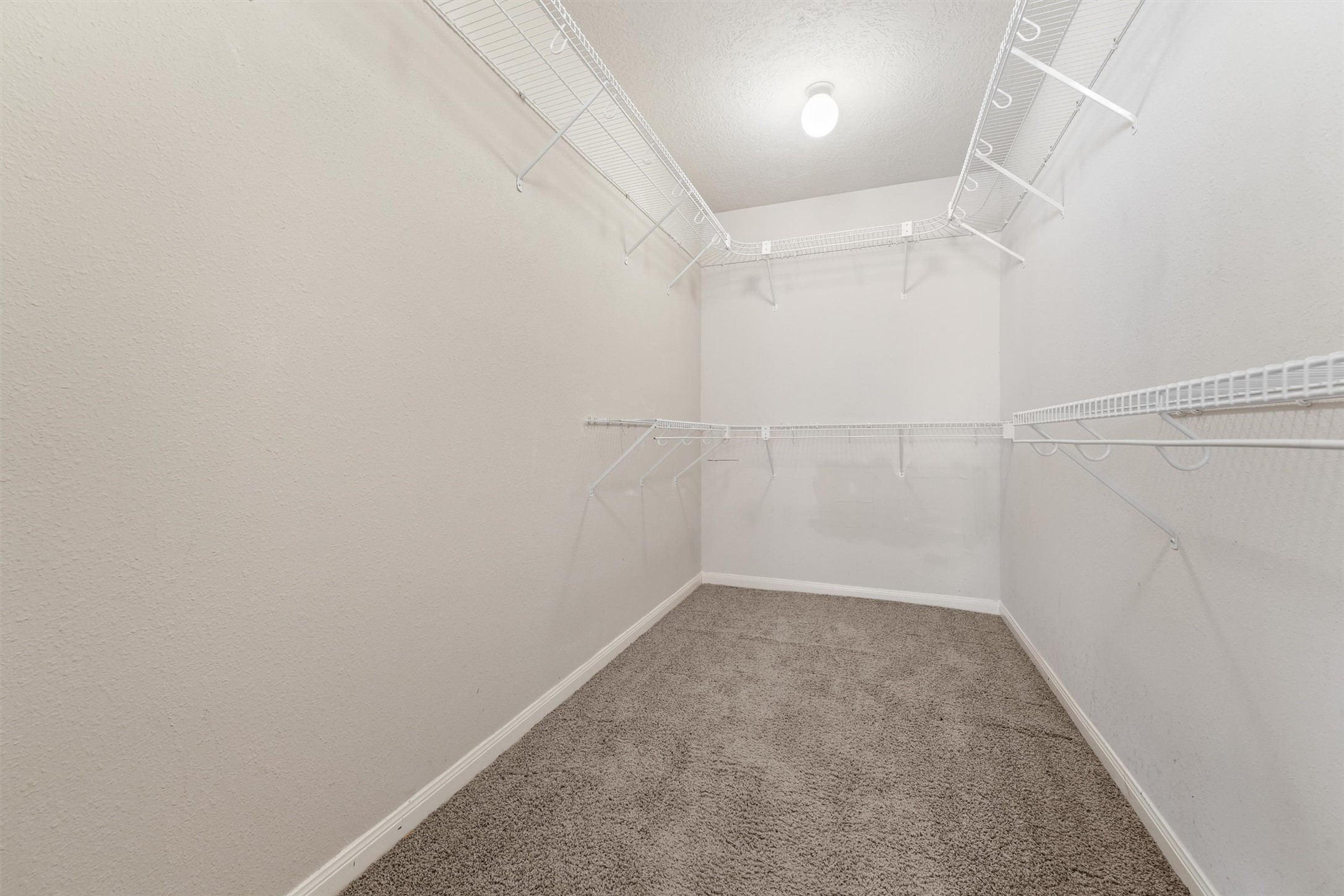 6803 Rhodes Court Missouri City, TX 77459 - Photo 12 of 13 a view of a room