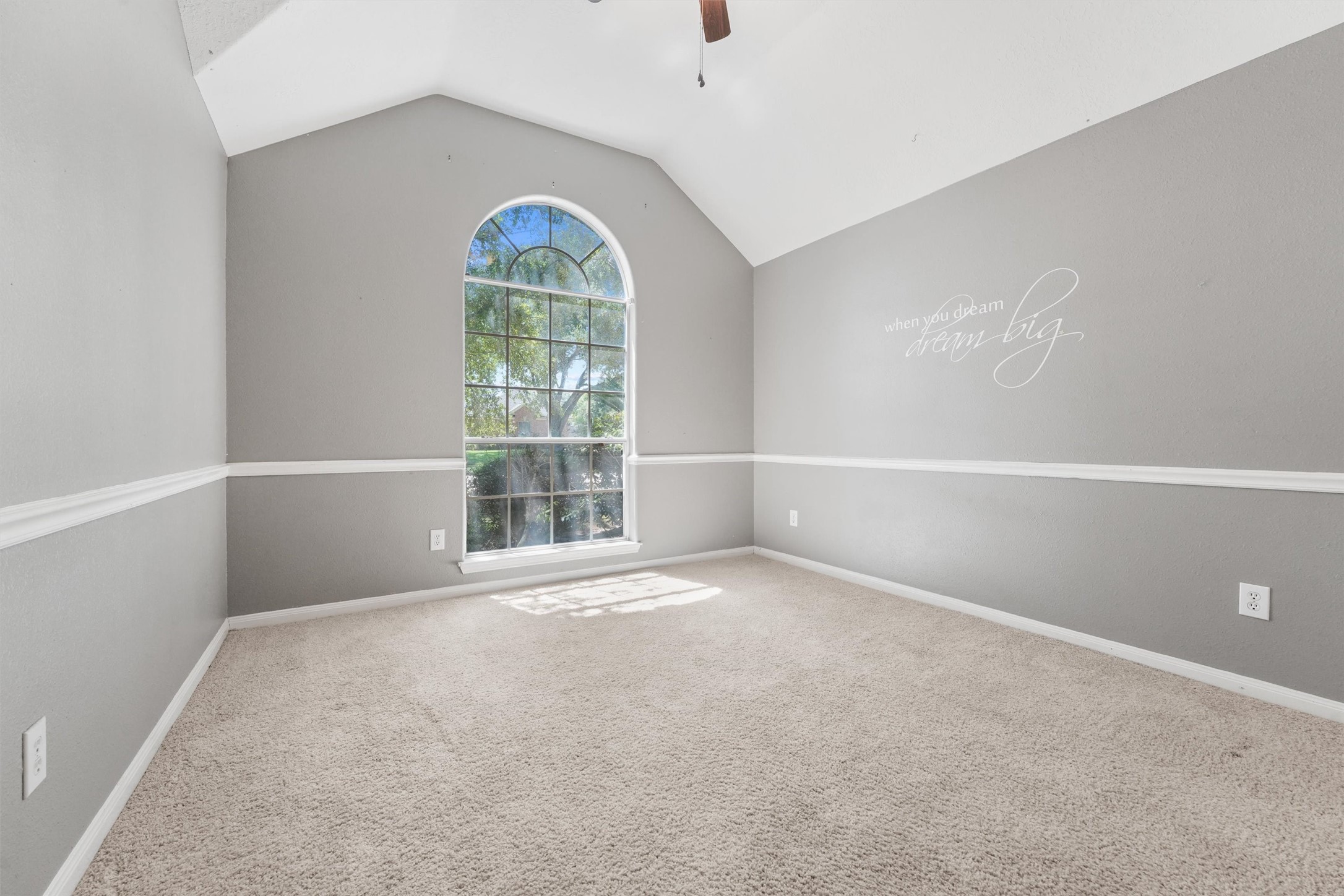 6803 Rhodes Court Missouri City, TX 77459 - Photo 5 of 13 an empty room with windows