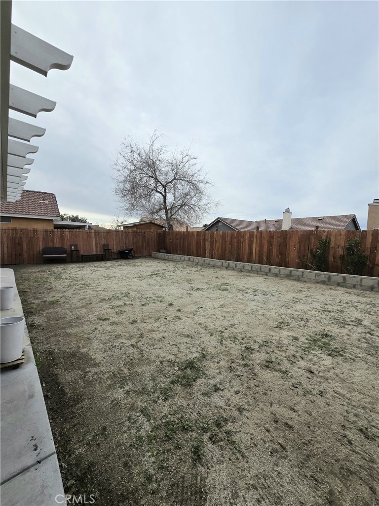 36839 Goldenview Way Palmdale, CA 93552 - Photo 18 of 20