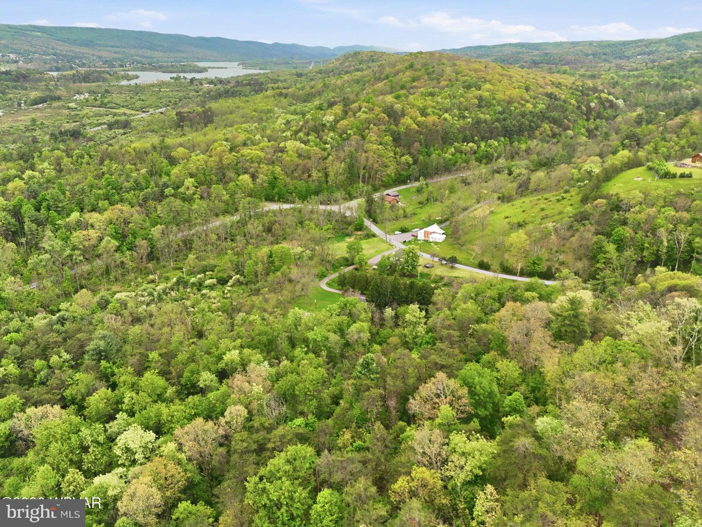 848 Hunter Run Road Howard, PA 16841 - Photo 8 of 38