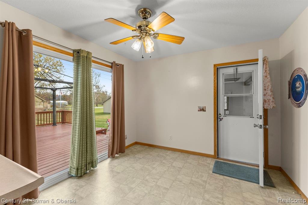 3006 Gruber Road Monroe, MI 48162 - Photo 10 of 50