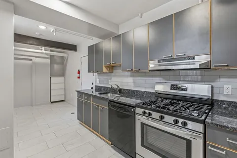 $374,900 | 50 Reservoir Avenue, Unit B1, Jersey City, NJ 07307