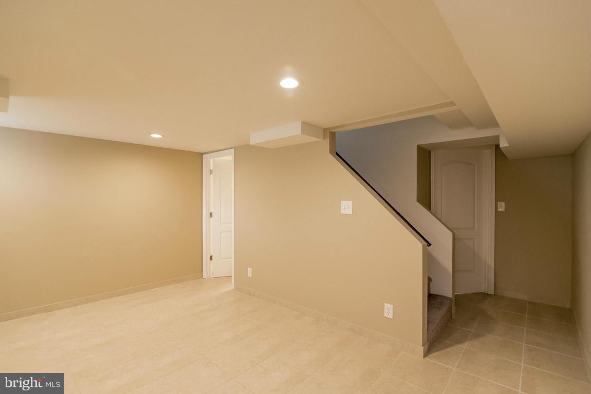 718 Middlesex Road Baltimore, MD 21221 - Photo 22 of 30 a view of an empty room
