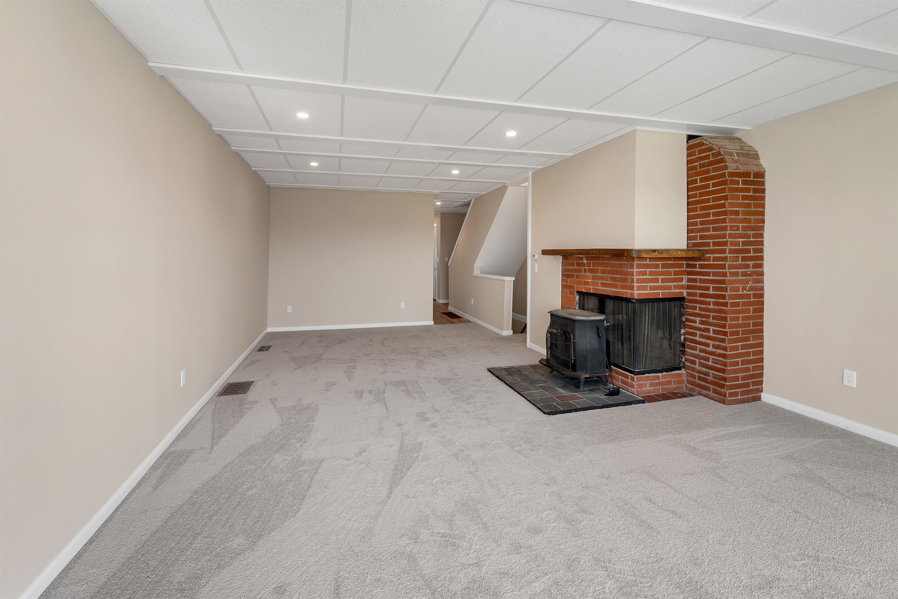 76 Tonset Slope Sunapee, NH 03782 - Photo 21 of 48