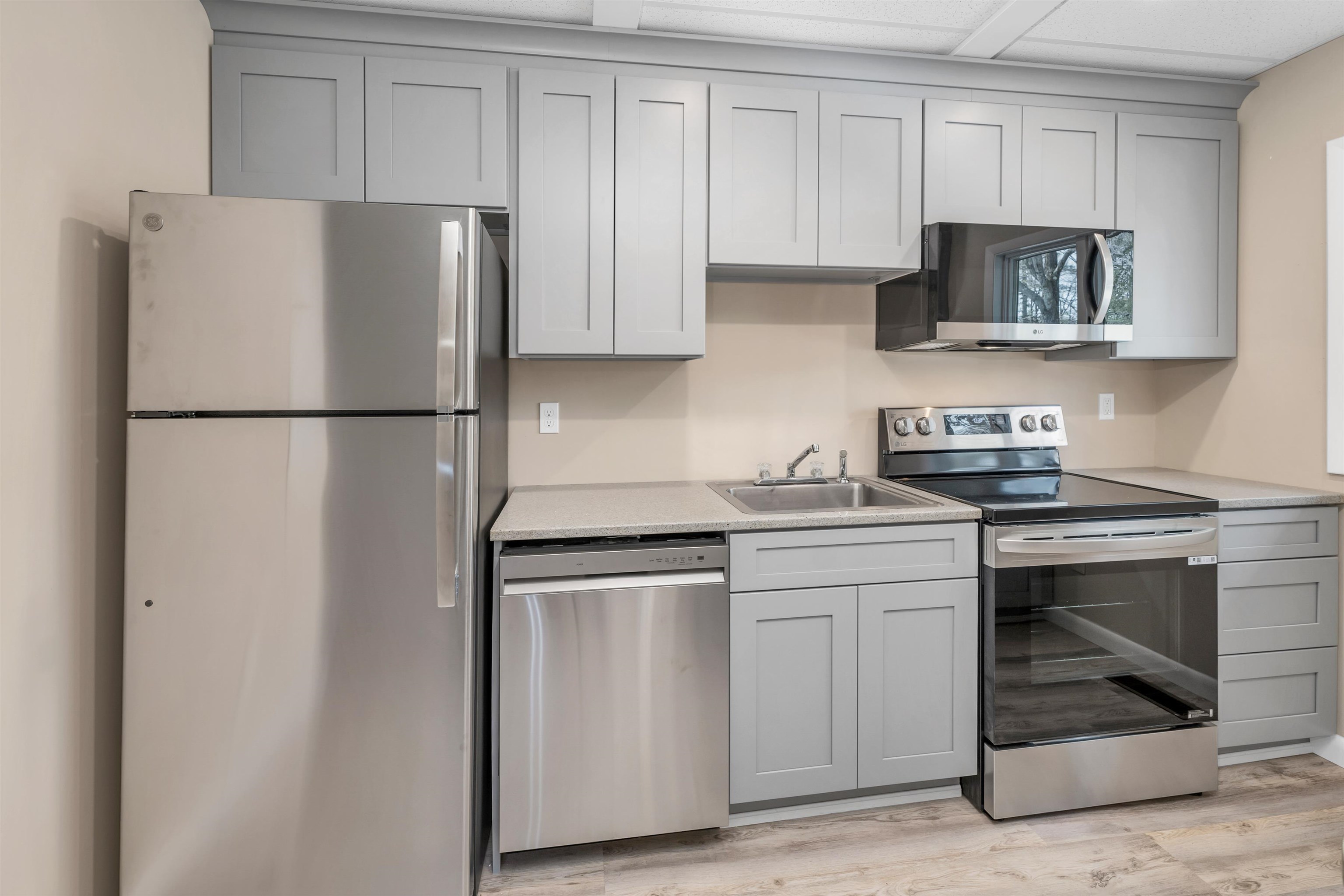 76 Tonset Slope Sunapee, NH 03782 - Photo 9 of 48