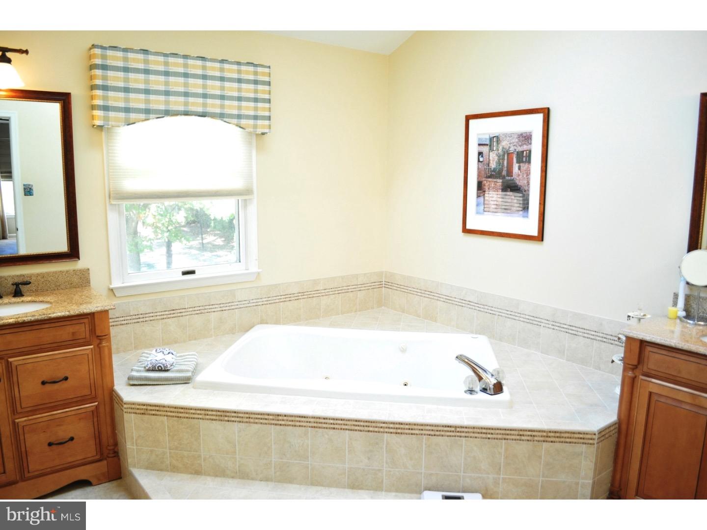 837 Redgate Road Dresher, PA 19025 - Photo 18 of 24 Bathroom