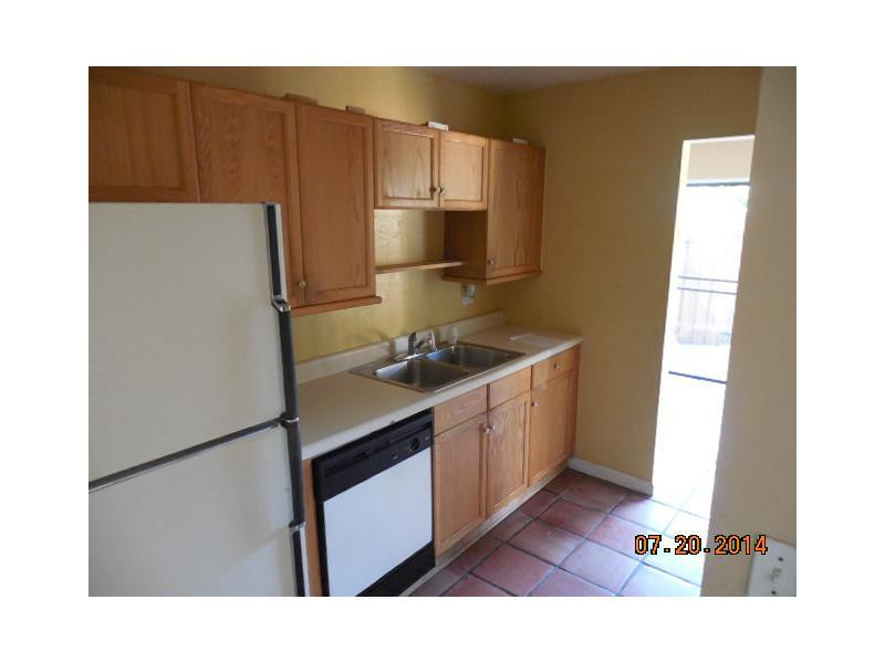 1169 Northwest 13th Street, Unit 6 Boca Raton, FL 33486 - Photo 2 of 7 Kitchen