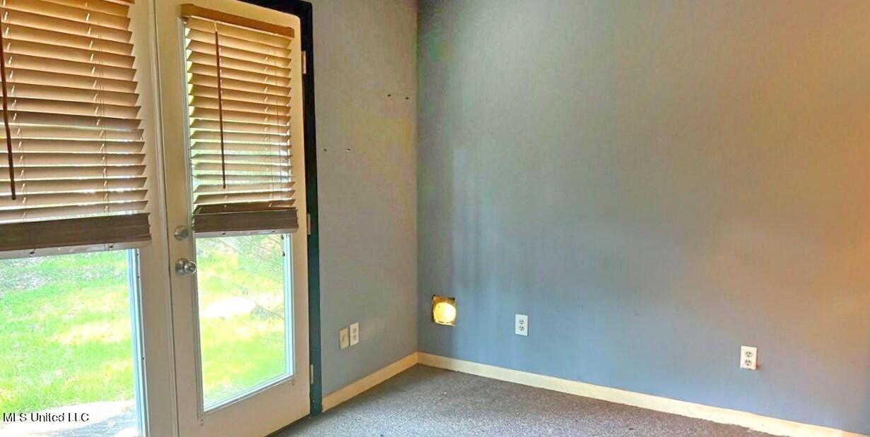 806 Colonial Circle Jackson, MS 39211 - Photo 8 of 20 Photo 5
