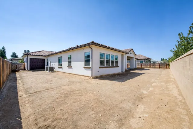 $1,550,000 | 2687 Trenton Avenue, Clovis, CA 93619