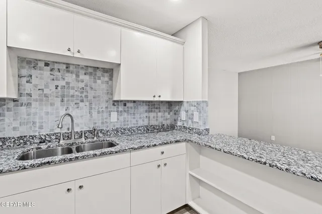 $975 | 6400 Edgemere Boulevard, Unit 11, El Paso, TX 79925