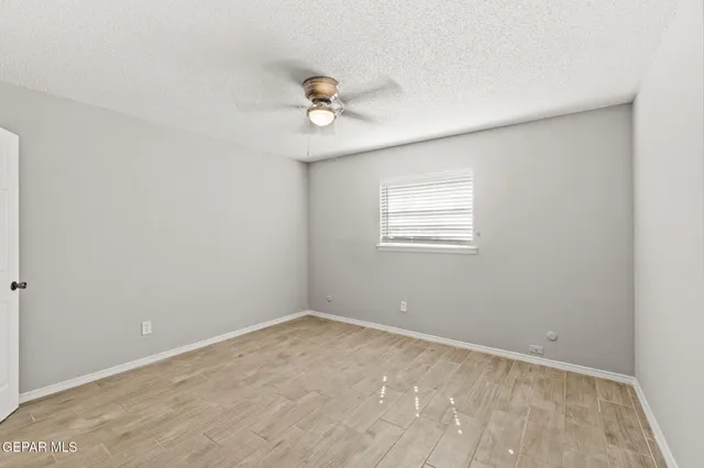 $975 | 6400 Edgemere Boulevard, Unit 11, El Paso, TX 79925